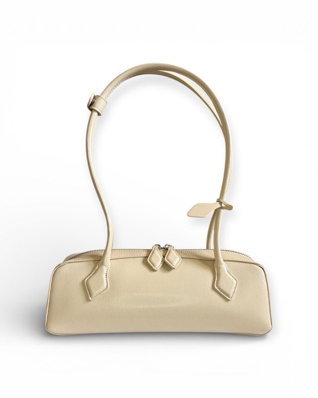 LA LONGUE – Light Beige Smooth Leather