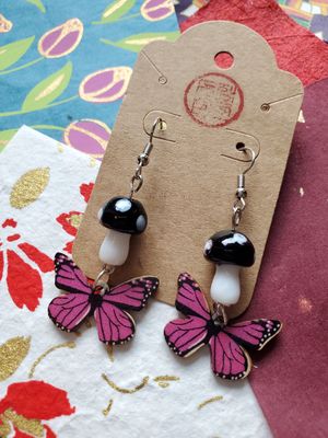 Butterfly Mushroom Earrings (Pink)