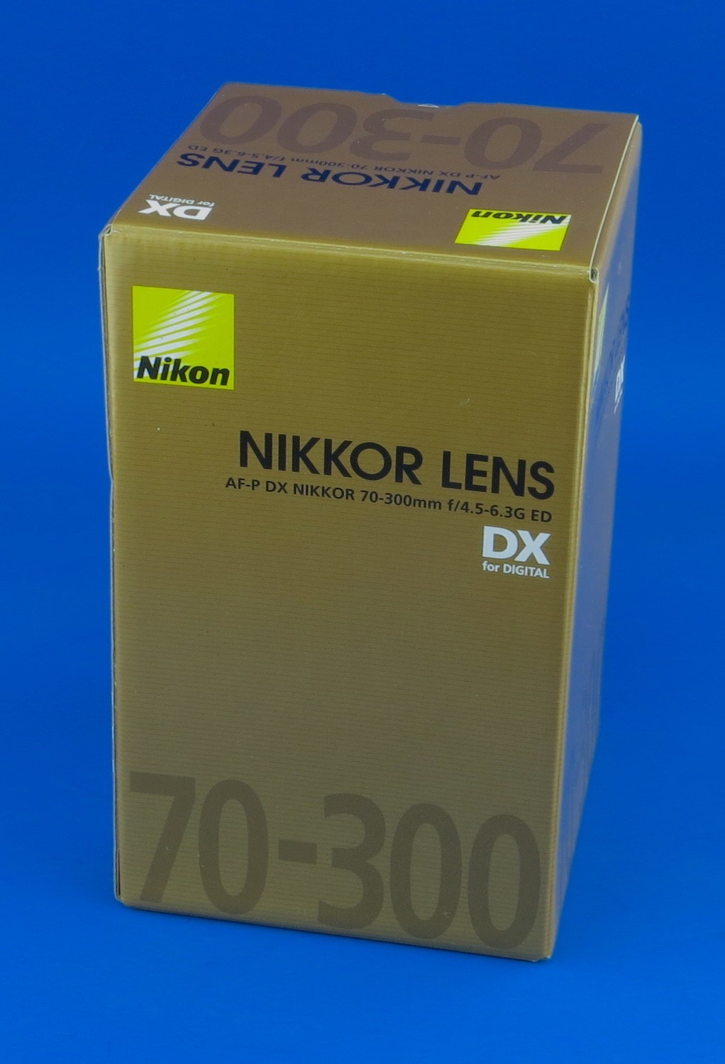 Lente Nikon AF-P DX NIKKOR 70-300 mm f/4.5-6.3G ED para cámaras Nikon DSLR ( nuevo)