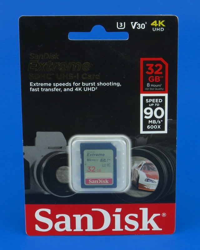 SanDisk EXTREME 32GB Class 10 SDHC Memory Card Up To 90MB/S