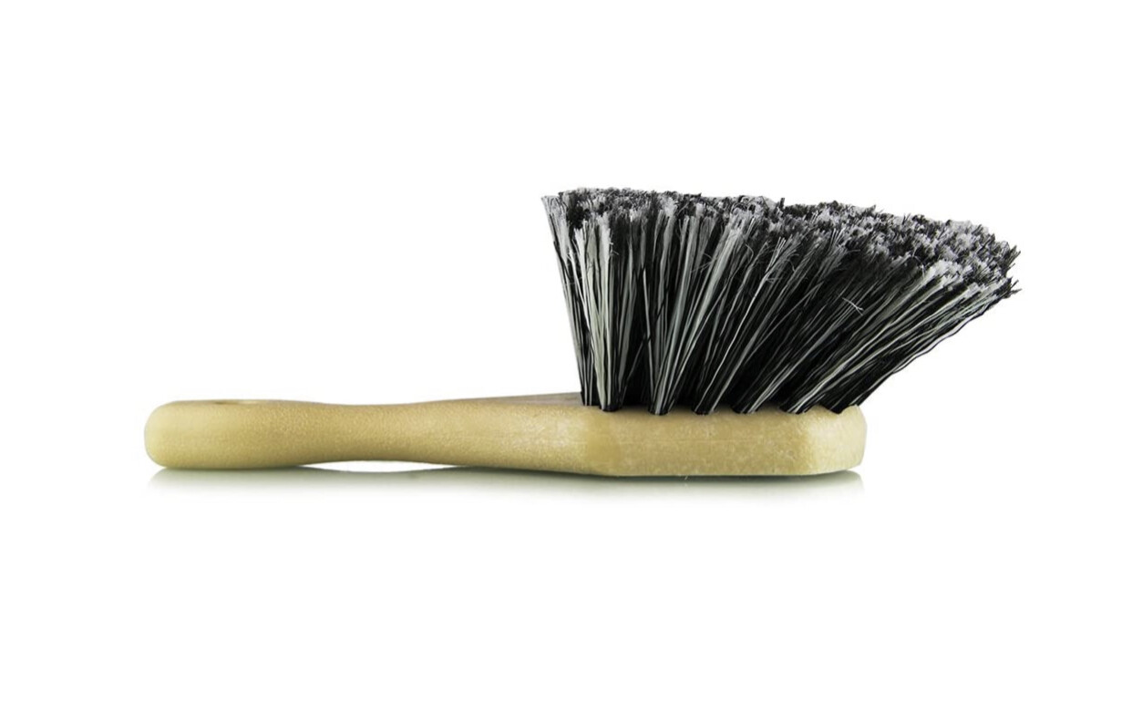 Chemical Guys Body and Wheel Flagged Tip Short Handle Brush