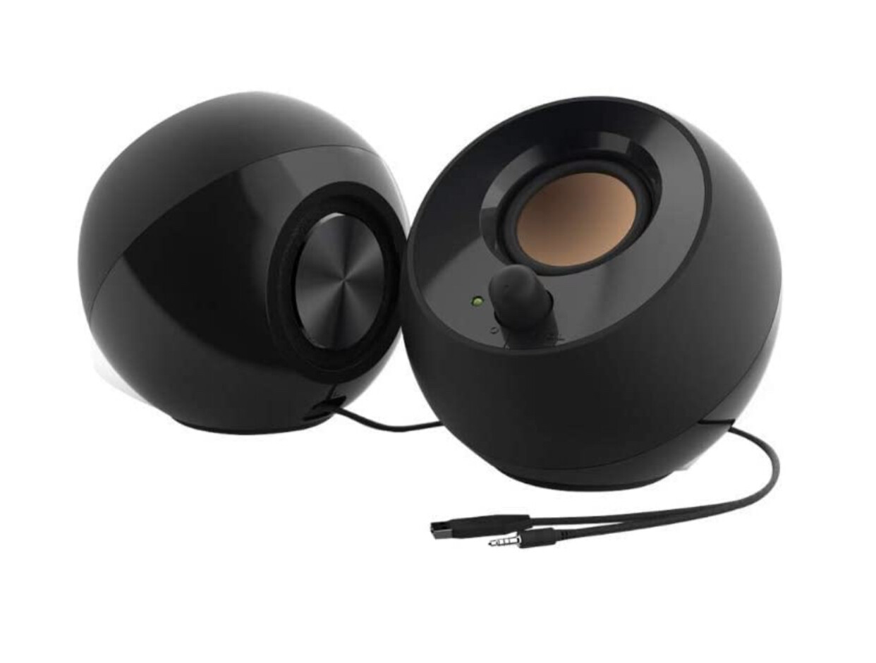 Creative Pebble 2.0 USB-Powered Desktop Speakers, Disponible en color Negro y Blanco