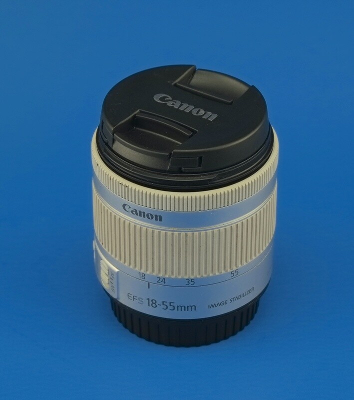 Lente Canon EF-S 18-55mm f4-5.6 blanco, usado en buen estado