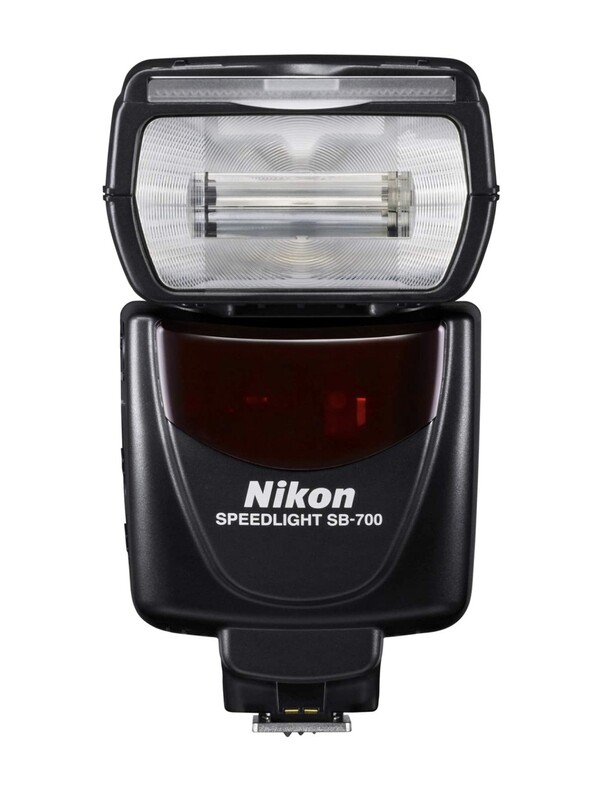 Nikon SB-700 AF Speedlight Flash for Nikon Digital SLR Cameras, usado como nuevo