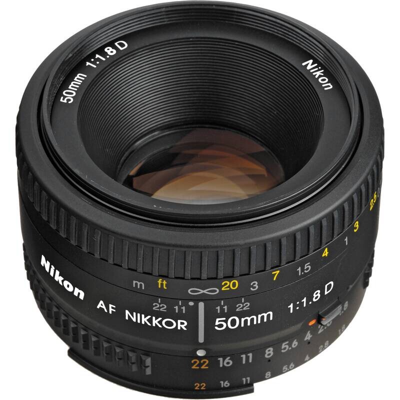 Lente Nikon AF FX NIKKOR 50mm f/1.8D, usado en buen estado