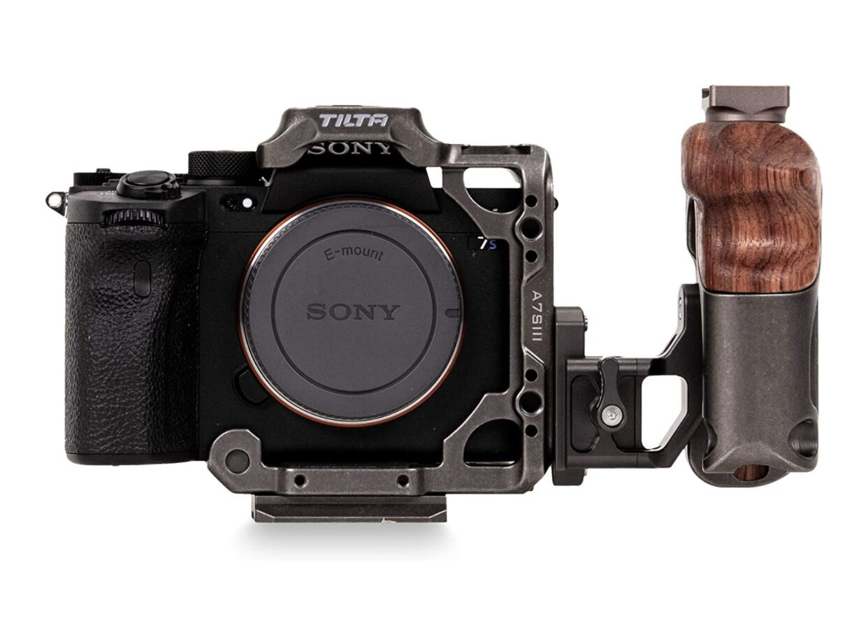 Tilta Camera Cage Kit A Compatible con cámaras Sony a7III, A7SIII, A7RIII, A7IV, A7RIV