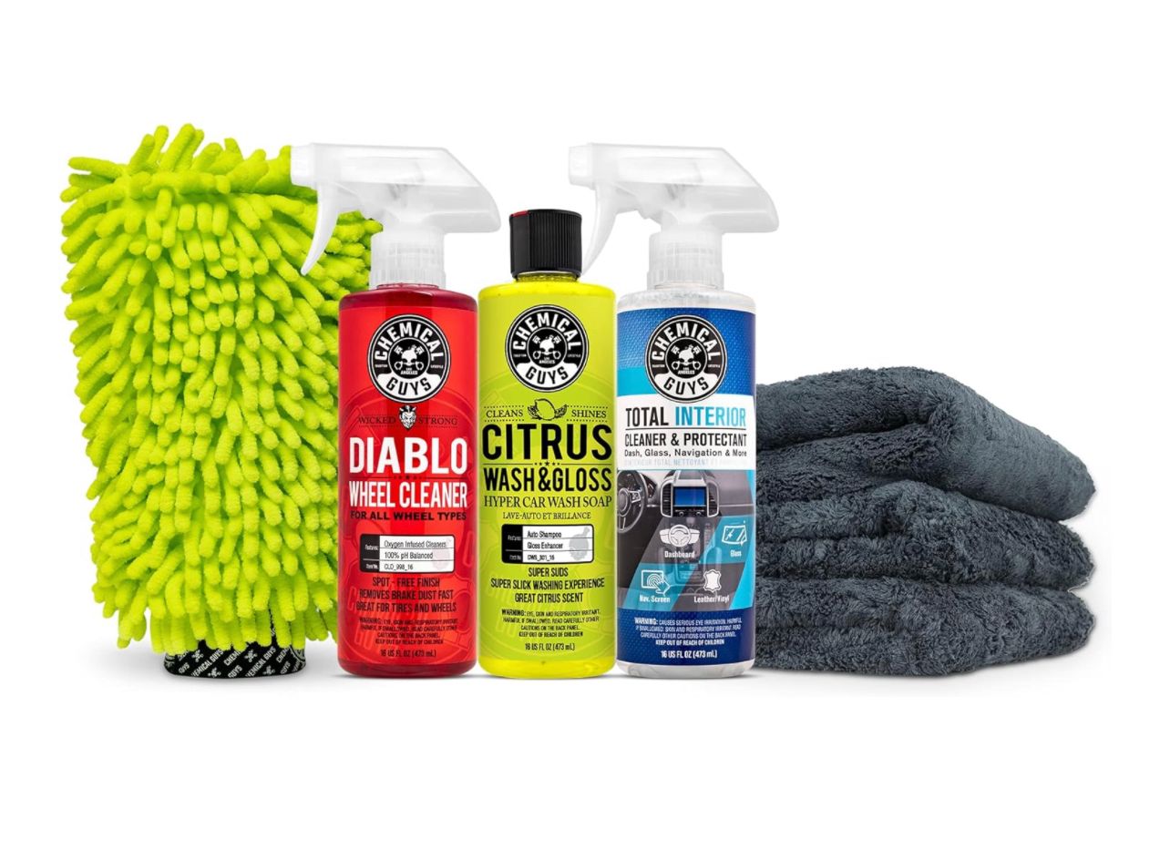 Kit básico de lavado de autos Clean &amp; Shine de Chemical Guys (juego de 7 piezas, que incluye 3 productos químicos para detalles de autos de 16 oz)