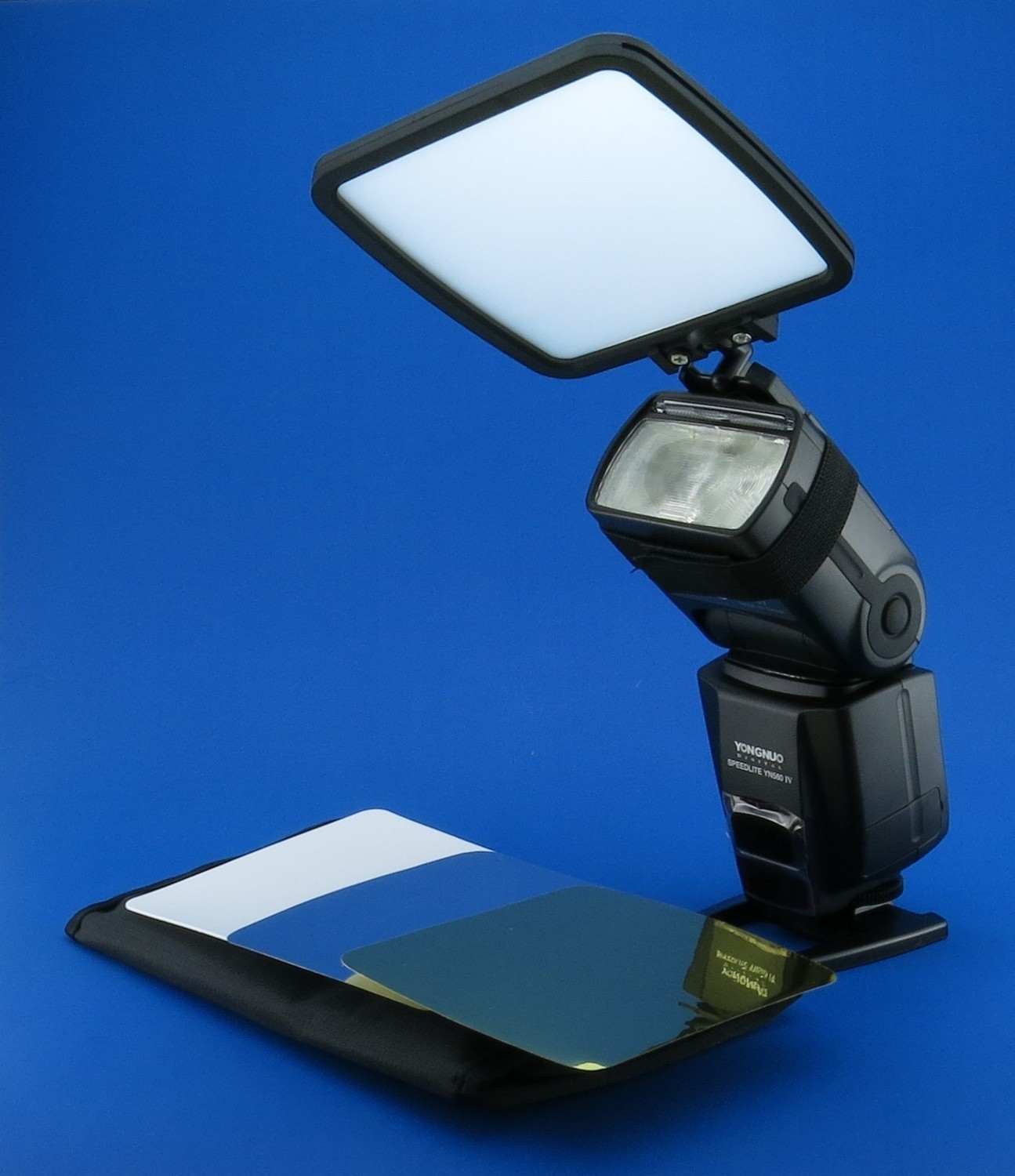 Kit de reflectores para el Flash (dorado, plateado y blanco). Estuche para guardar