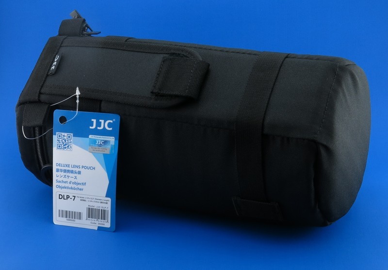 JJC DLP-7 Deluxe Lens Pouch Bag Case for Sigma 150-500mm, 150-600mm, Canon 70-200, 100-400 ext. Tele Lens (Black)