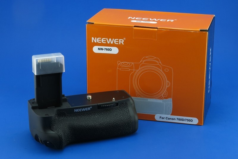 Neewer® NW-760D Battery Grip Replacement for BG-E18 Work with LP-E17 Battery for Canon EOS 750D/T6i, 760D/T6s