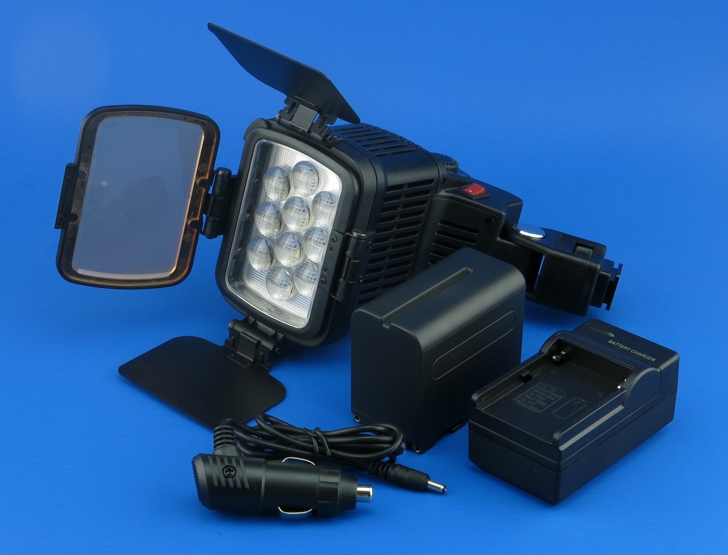 Set : Ultra Light Video Led, lampara de video + bateria + cargador. Nueva