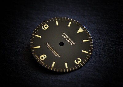 ExI 1016 gloss dial