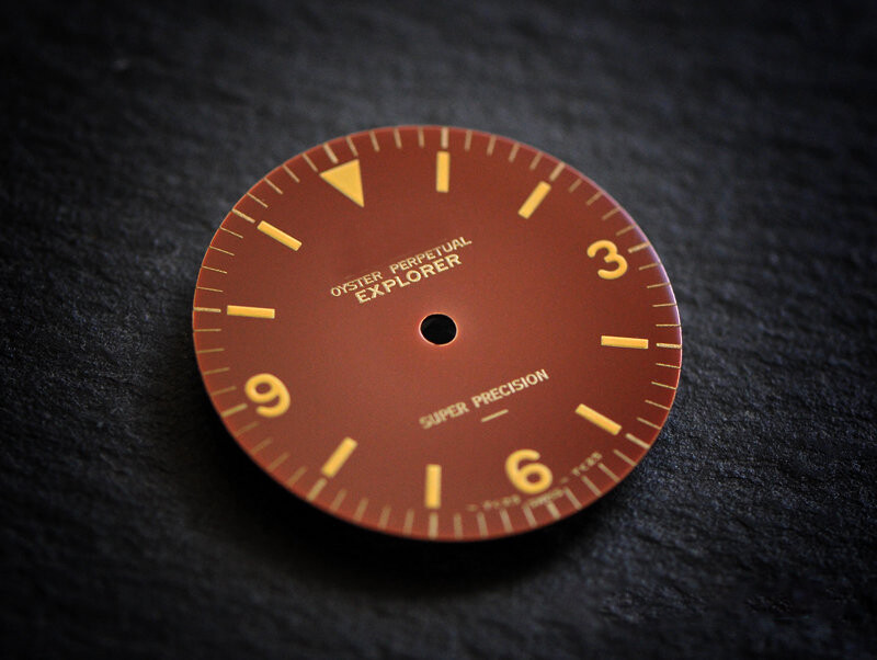 EXI 5500 underline chocolate gloss dial