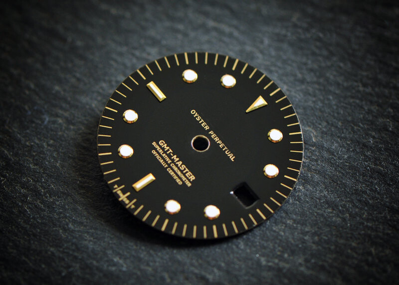 GMT 1675 Black Nipple gloss wht lume dial