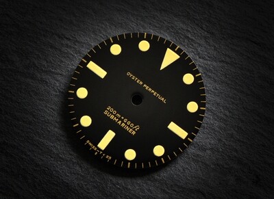 Sub 5513 gloss dial