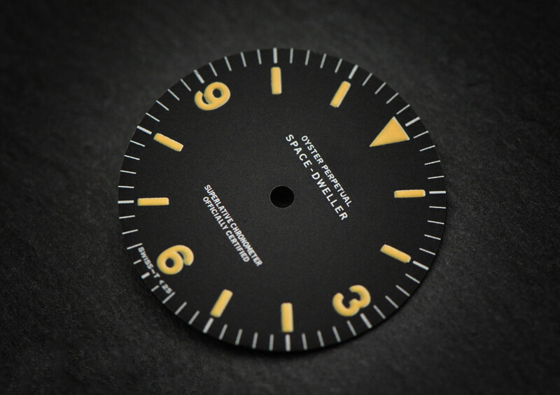 Space-Dweller 1016 dial