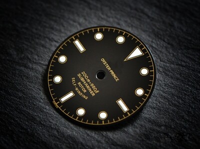 T Sub 7928 gloss wht lume dial