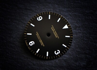 ExI 1016 gloss wht lume dial
