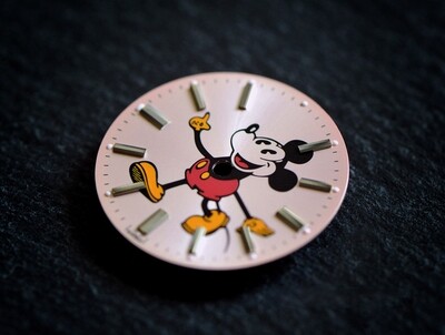 AirK 5500 Mickey pink dial