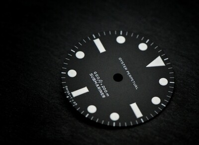 Sub 5513 matte wht lume dial