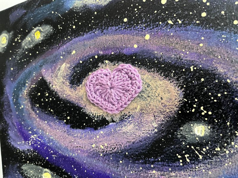 Acrybild 18x24cm Galaxie Mini-Herz Flieder