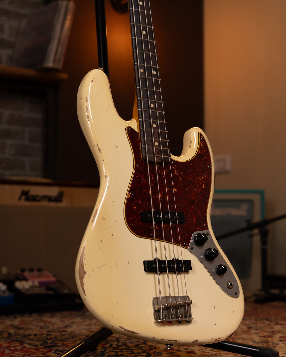 Namm2025 collection - JB-Classic Aged White| S/N: 122407