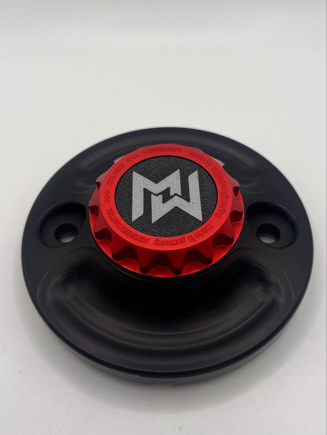 Alternator Cover Harley Davidson VROD Centerlock Apple Airtag GPS