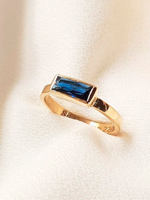 Anillo Azzurro