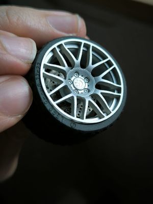 4 x 30x20 BMW m3 e46  2 parts . (Disc and  RIMS )  for tire diameter 37