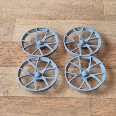 4x defect PORSCHE 911 RSR HUB Cap  set 42096