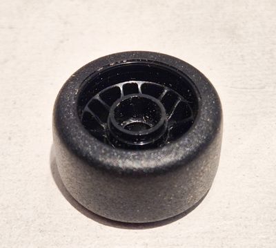 Hubcaps for new slick wheel 24 x 13.4 réf 105162
