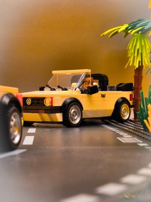 Set Volkswagen  GOLF cabriolet  blanche ( création GT CREA CARS)