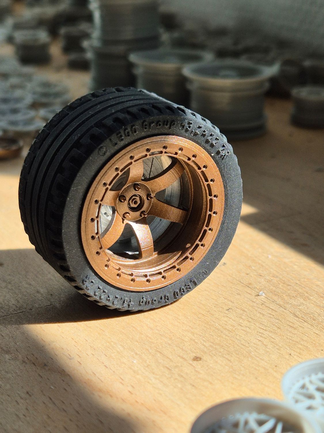 4 x 30x20 HOONITRUCK (or similar) rims, 2-piece design (rim/disc).