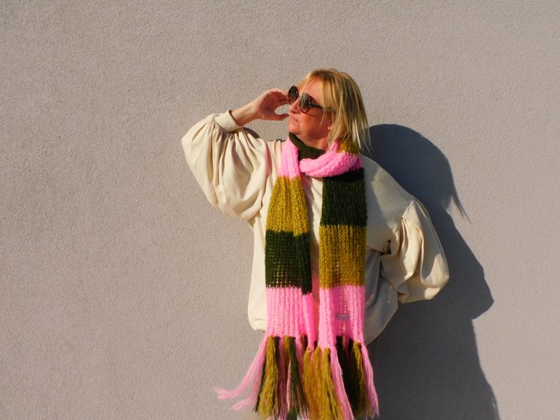Clara sjaal - kaki &amp; felroze