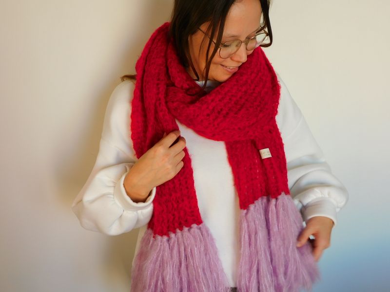Clara sjaal - rood &amp; pastelpaars