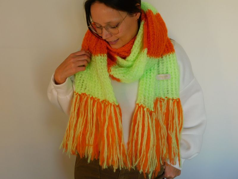 Clara sjaal - felgroen &amp; oranje