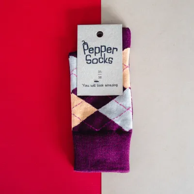 Pepper Socks - burgundy lover