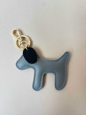 Hondje bag charm - grijs