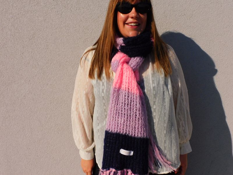 Clara sjaal - donkerblauw &amp; roze