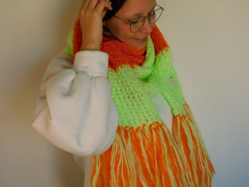 Clara sjaal - felgroen &amp; oranje