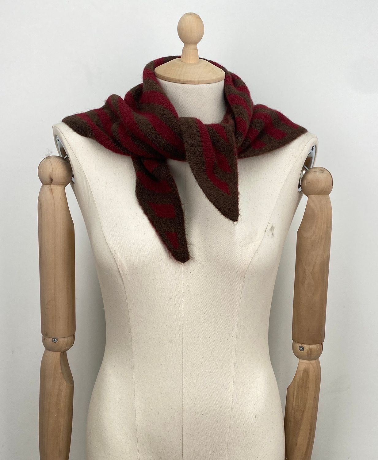 Striped driehoek sjaal - taupe &amp; bordeaux