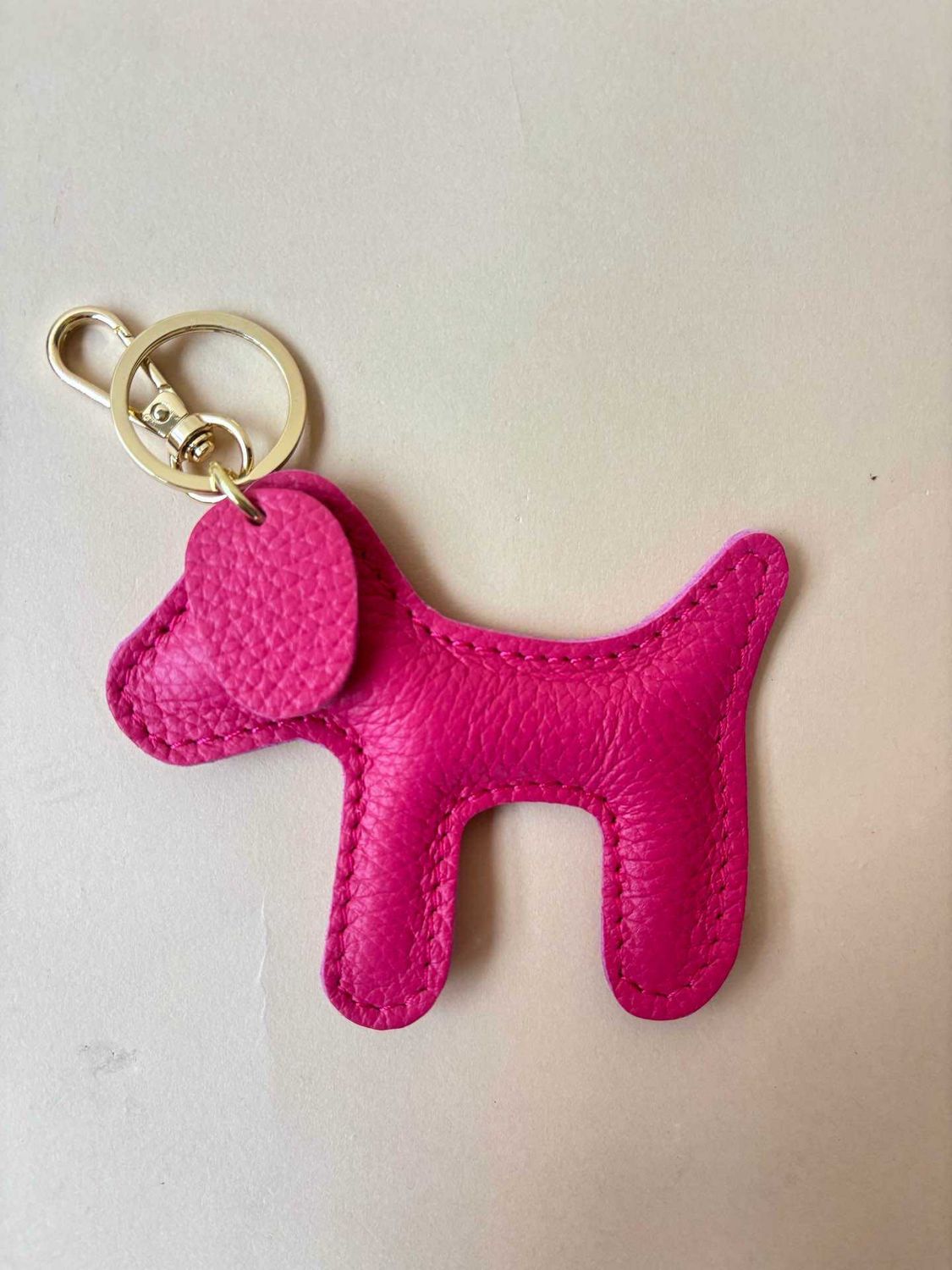 Hondje bag charm - fuchsia