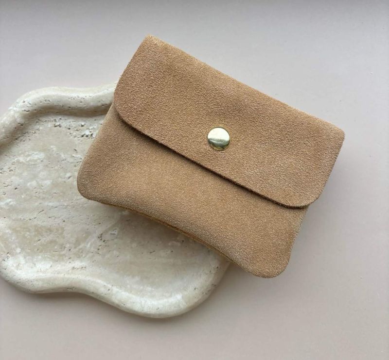 Suède portefeuille - licht cognac