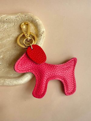 Hondje bag charm - framboos