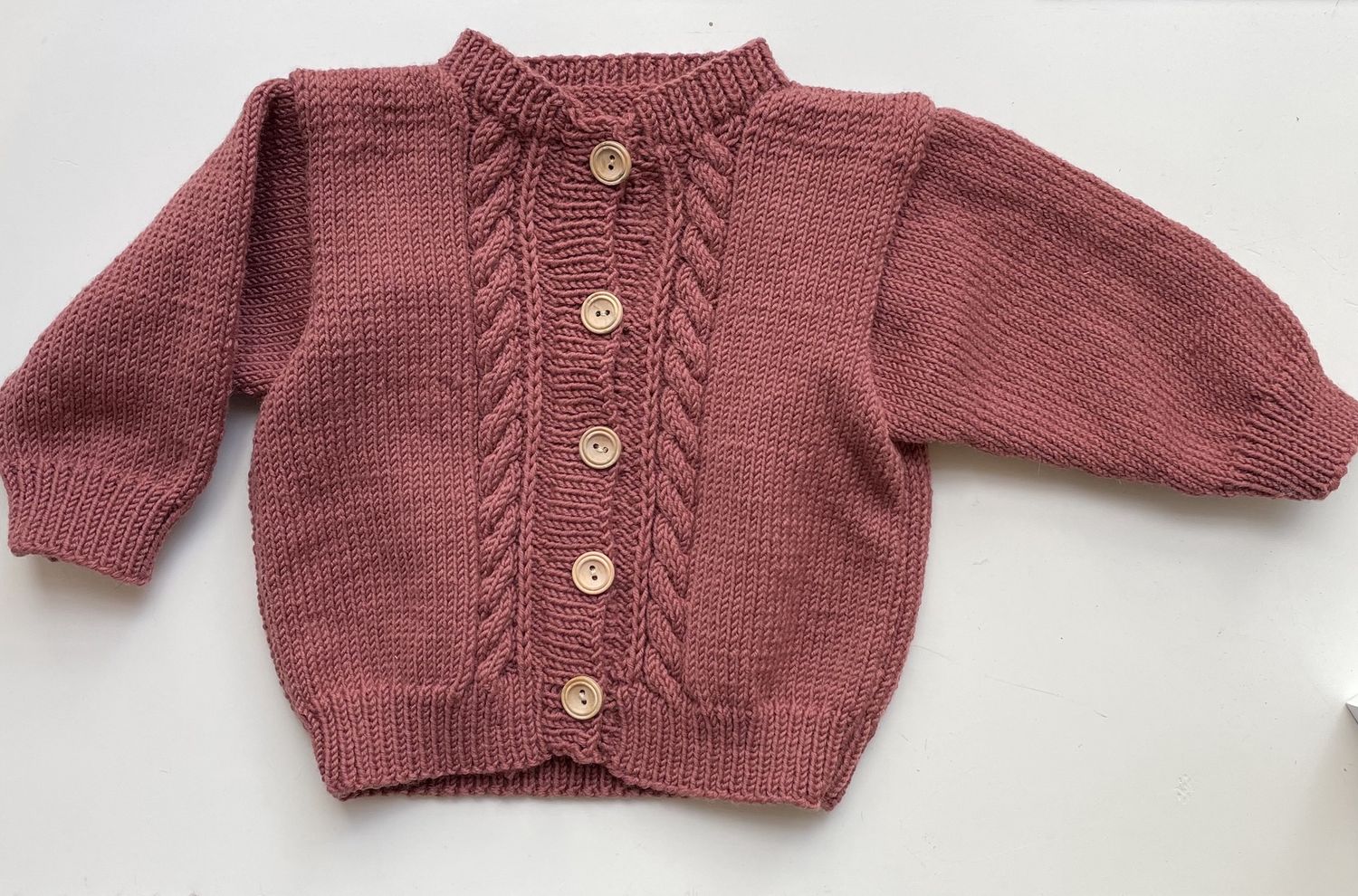 Baby Kabelvestje, Maat: 2 jaar, Kleur: Brick 087