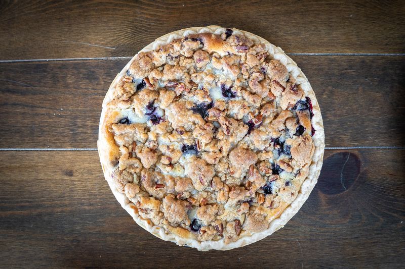 BiG Pie: Blueberry Cream