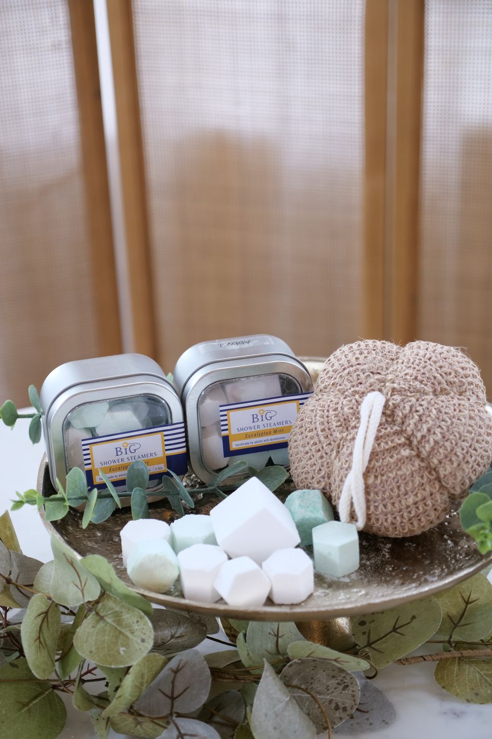 BiG Shower Steamer Tin, Scent: Eucalyptus Mint