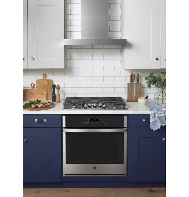 GE 30&quot; Smart Built-In Self-Clean Single Wall Oven with Never-Scrub Racks  JTS3000SNSS
