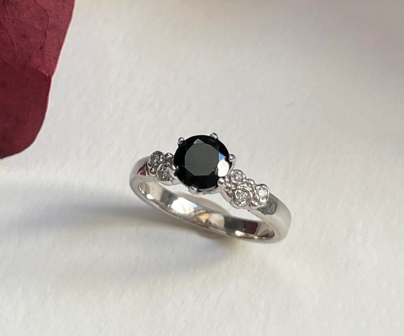ANILLO PEONIAS