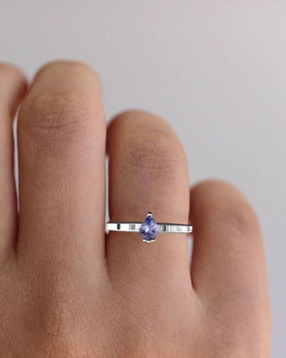 Anillo de promesa  tanzanita